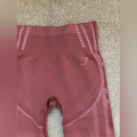 🎈Gymshark~Capri Leggings - Picture 3 of 6